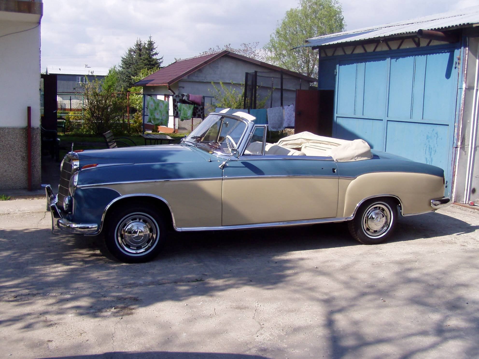 Mercedes 220S