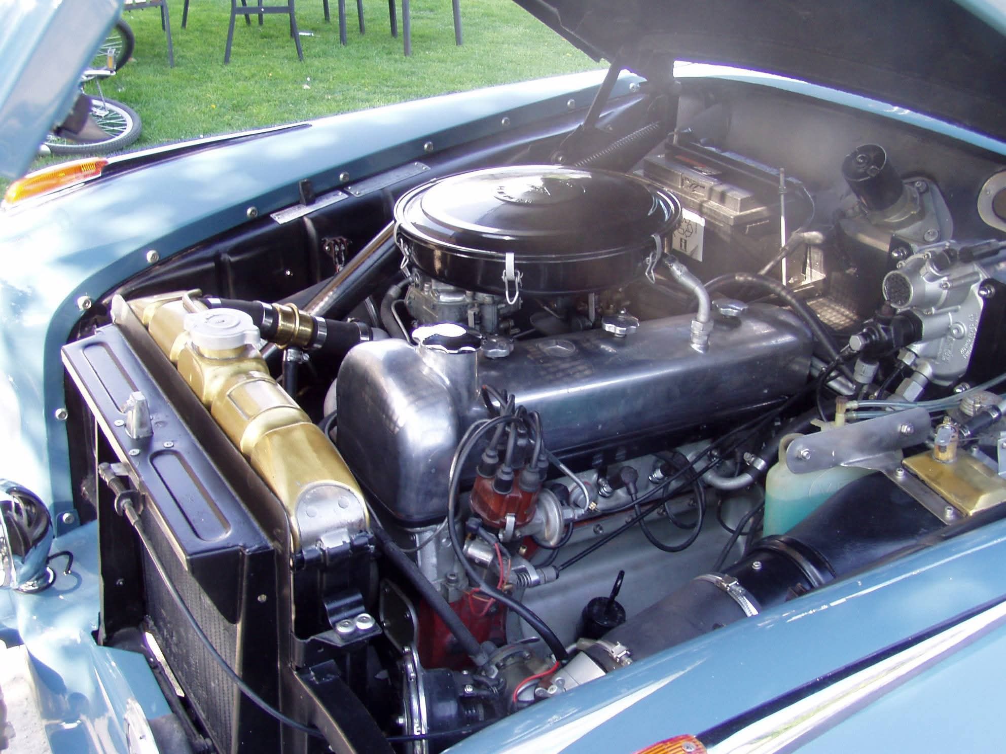 Mercedes 220S